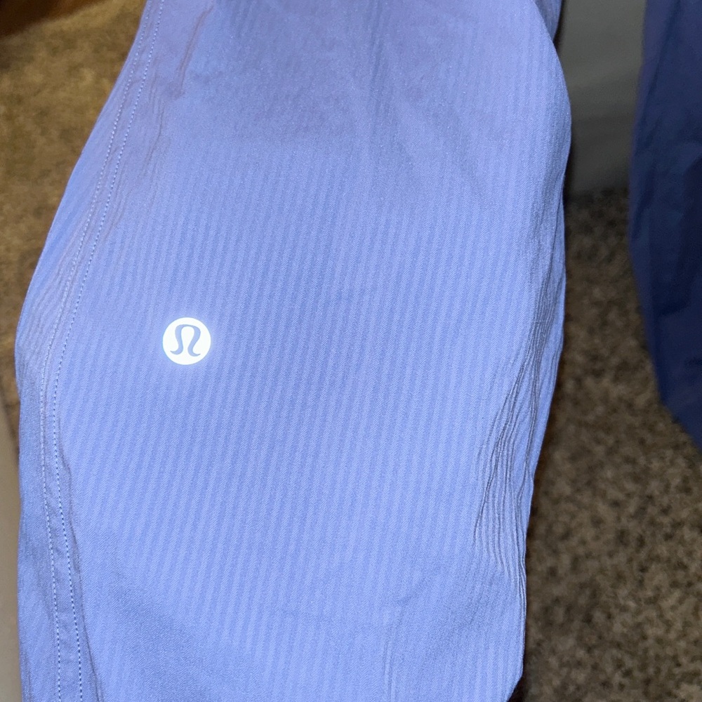 Lululemon joggers - Picture 3 of 4